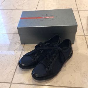 Men’s Prada Shoes Size 7.5 (Calzature Uomo BLEU)